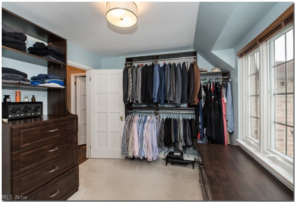 2891 Winthrop Road Cleveland, OH 44120 - Photo 20 of 35
