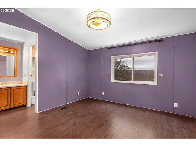 $465,000 | 835 Glengary Loop Road, Roseburg, OR 97470