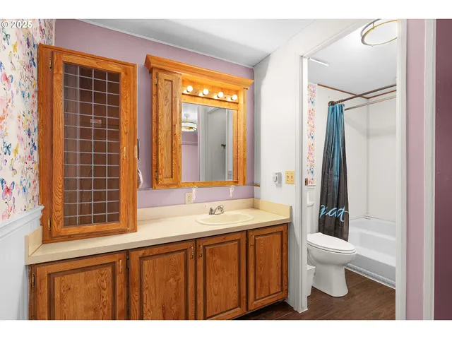 $465,000 | 835 Glengary Loop Road, Roseburg, OR 97470