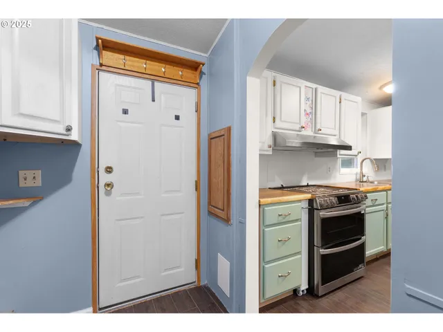 $465,000 | 835 Glengary Loop Road, Roseburg, OR 97470