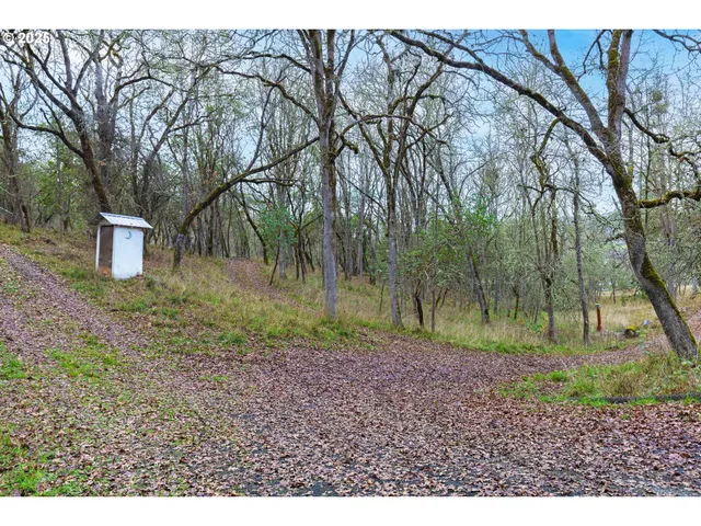 $465,000 | 835 Glengary Loop Road, Roseburg, OR 97470