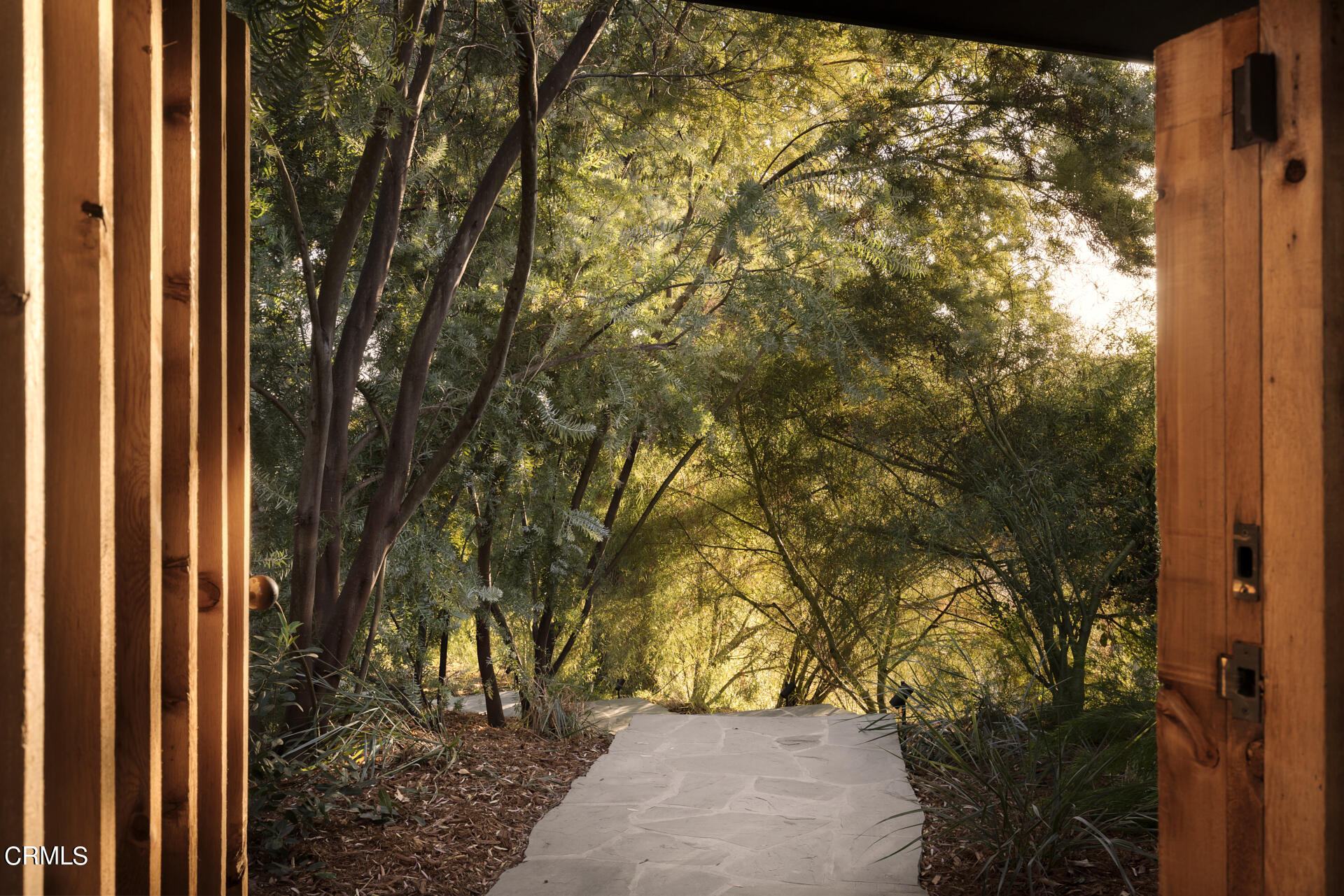 1338 Glen Oaks Boulevard Pasadena, CA 91105 - Photo 1 of 5 2 1338GlenOaksBlvd_29