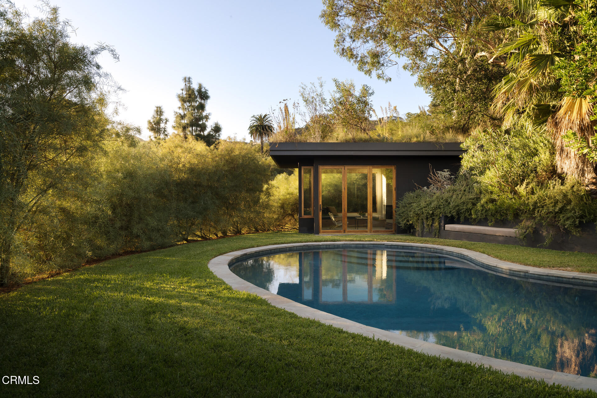 1338 Glen Oaks Boulevard Pasadena, CA 91105 - Photo 4 of 5 25 1338GlenOaksBlvd_31