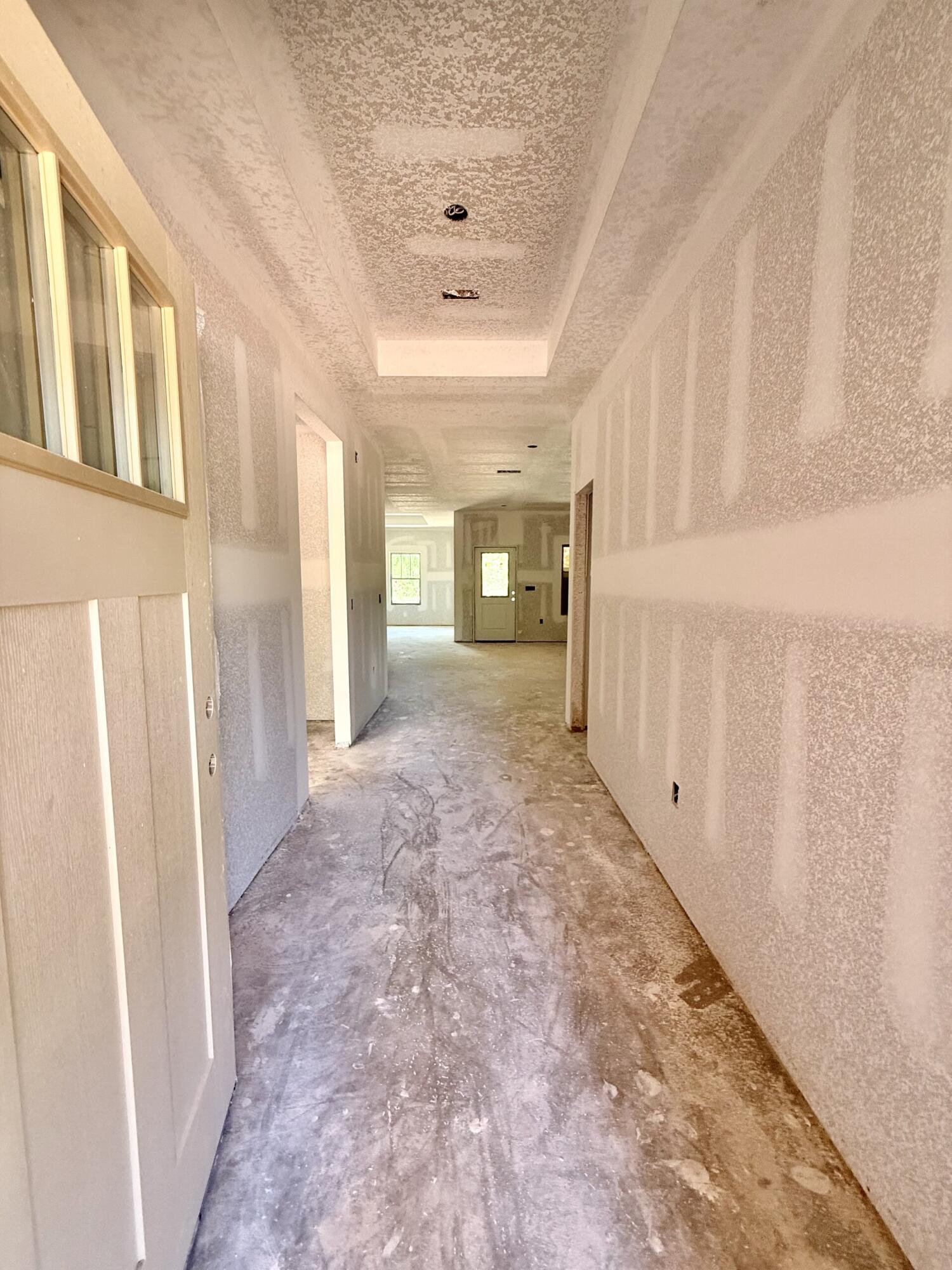 6703 Rocky Shores Road Milton, FL 32583 - Photo 4 of 70 foyer
