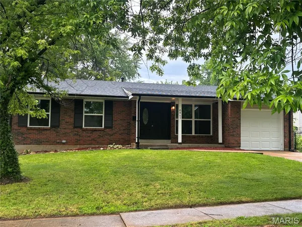 $189,900 | 6841 Thurston Avenue, Berkeley, MO 63134