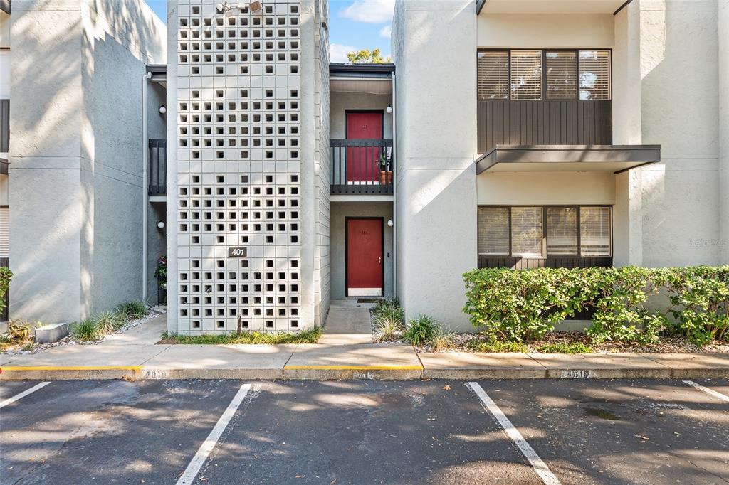 401 Northwest 39th Road, Unit 401C Gainesville, FL 32607 - Photo 1 of 62 front view of a brick house