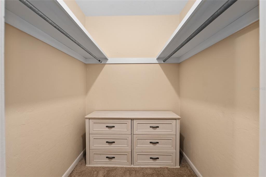 401 Northwest 39th Road, Unit 401C Gainesville, FL 32607 - Photo 24 of 62 a view of closet