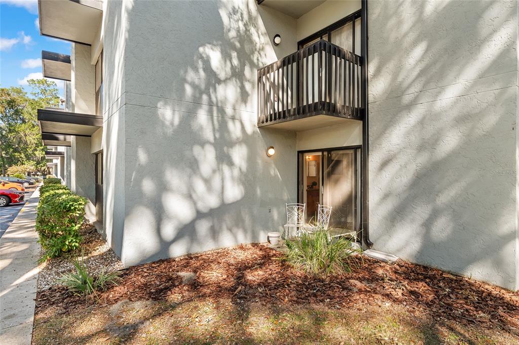 401 Northwest 39th Road, Unit 401C Gainesville, FL 32607 - Photo 34 of 62 a front view of a house