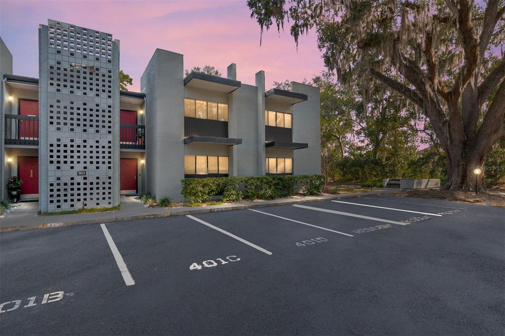 401 Northwest 39th Road, Unit 401C Gainesville, FL 32607 - Photo 40 of 62 a view of city with tall buildings
