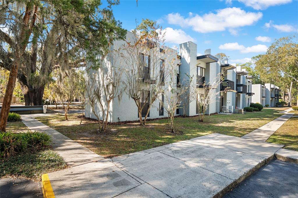 401 Northwest 39th Road, Unit 401C Gainesville, FL 32607 - Photo 41 of 62