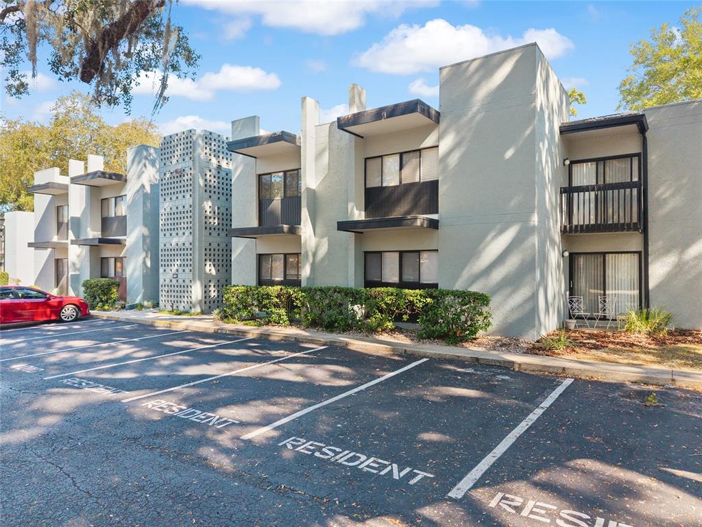 401 Northwest 39th Road, Unit 401C Gainesville, FL 32607 - Photo 49 of 62 a view of city with tall buildings