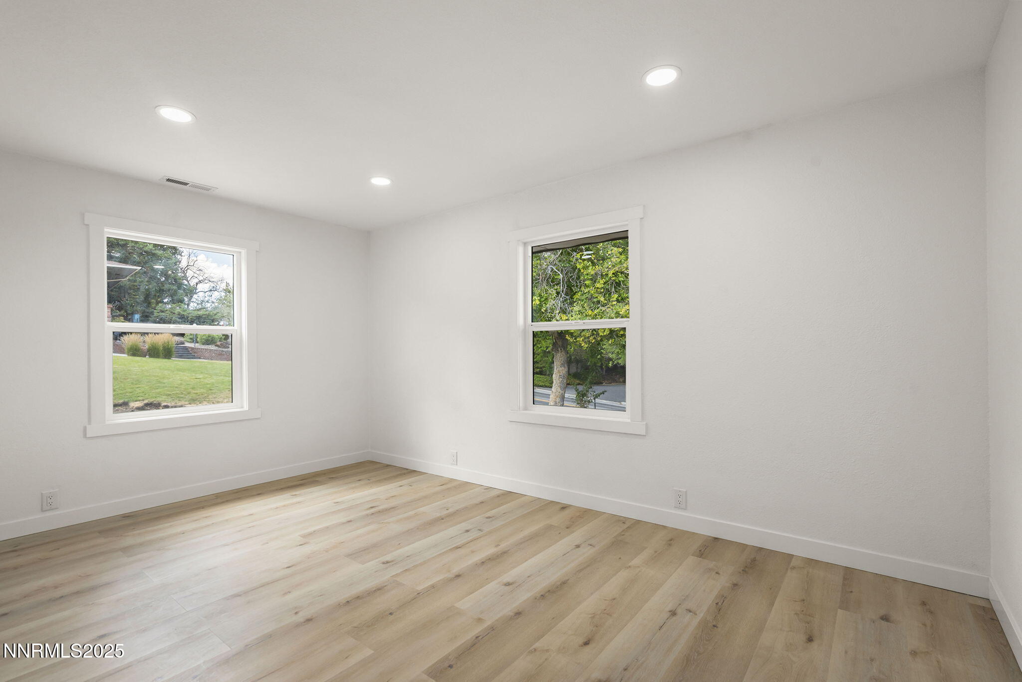 2920 West Moana Lane Reno, NV 89509 - Photo 22 of 27 22-web-or-mls-_DSC0497