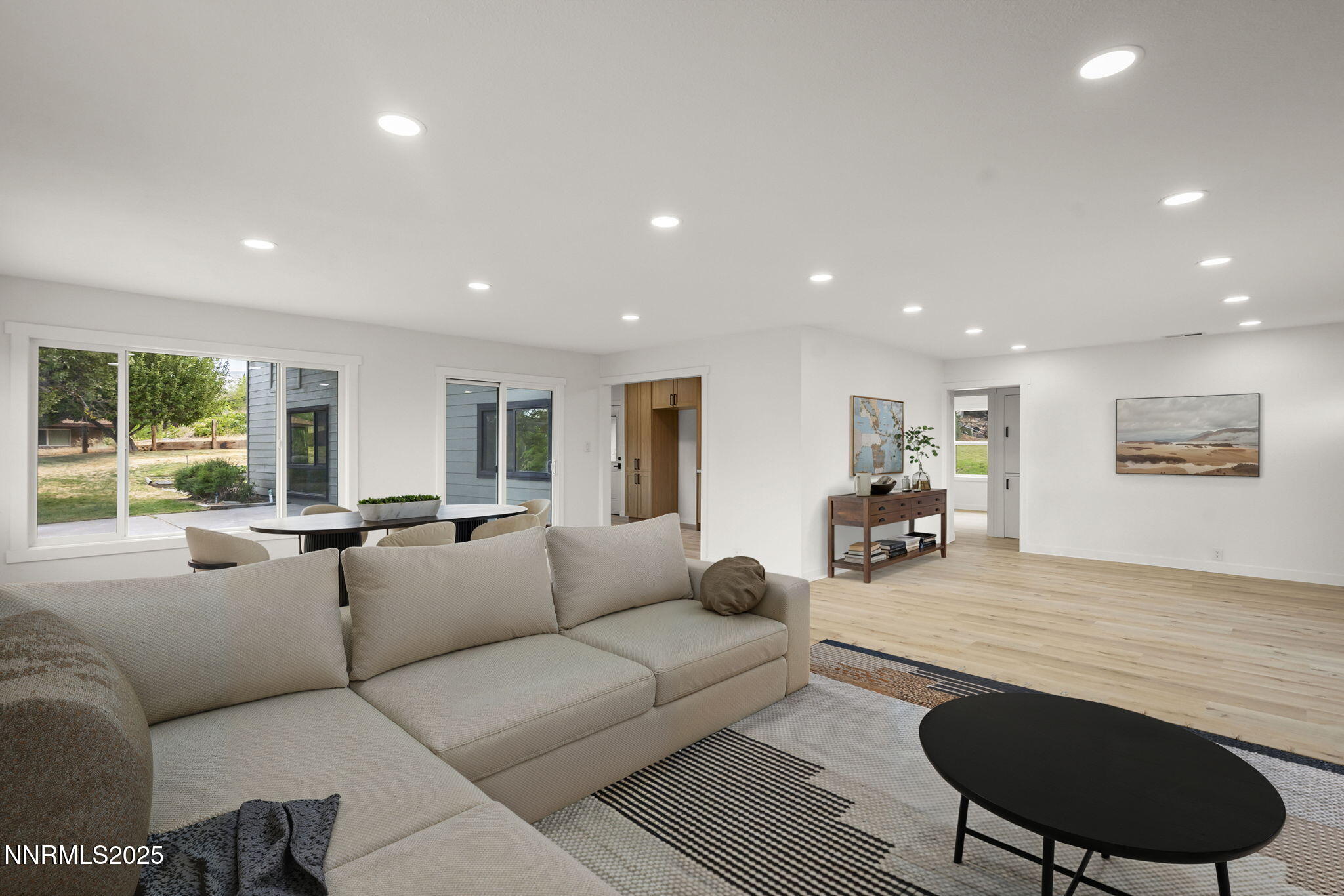 2920 West Moana Lane Reno, NV 89509 - Photo 8 of 27 8-web-or-mls-2920_W_Moana_Lane_Living_Di