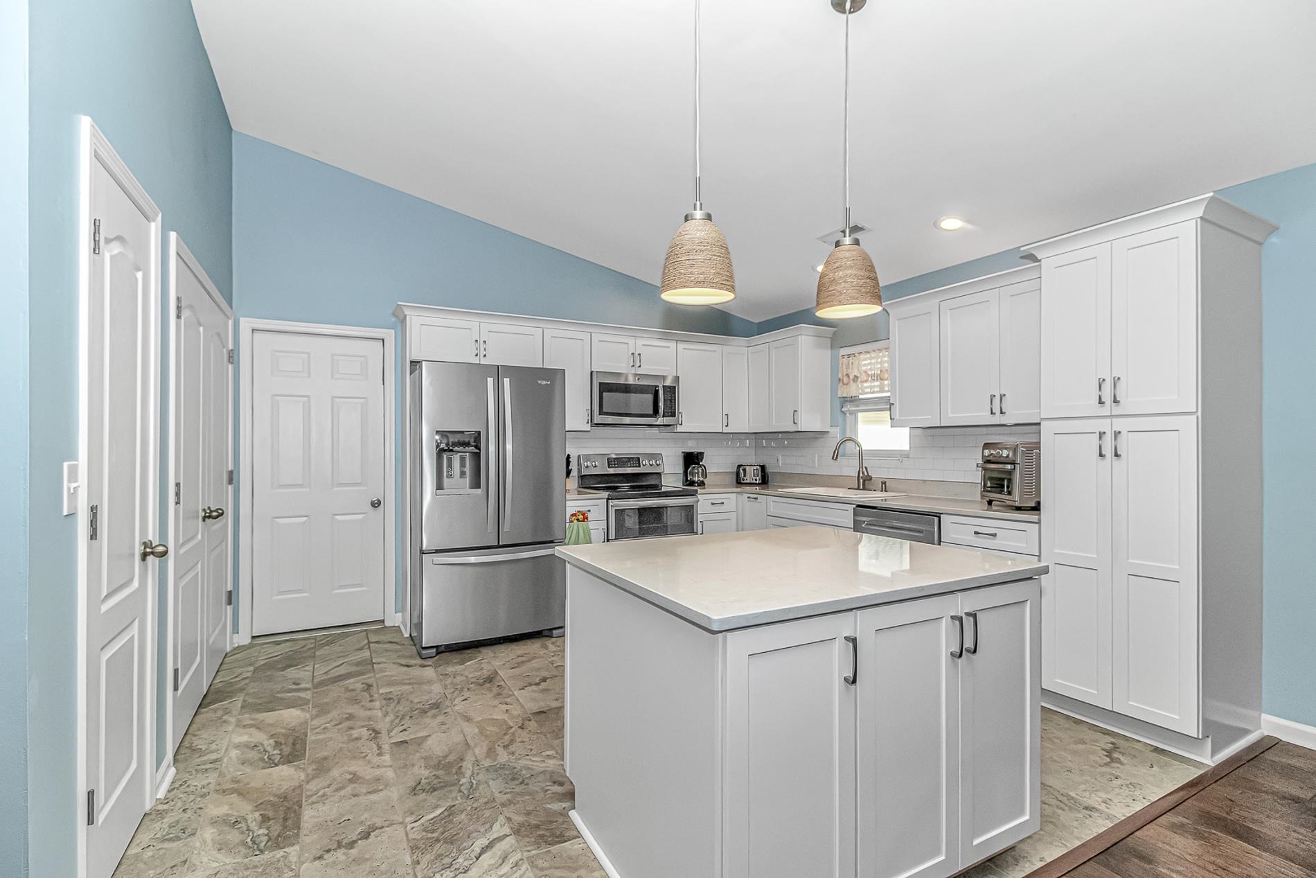 9846 Simonton Court Murrells Inlet, SC 29576 - Photo 6 of 33