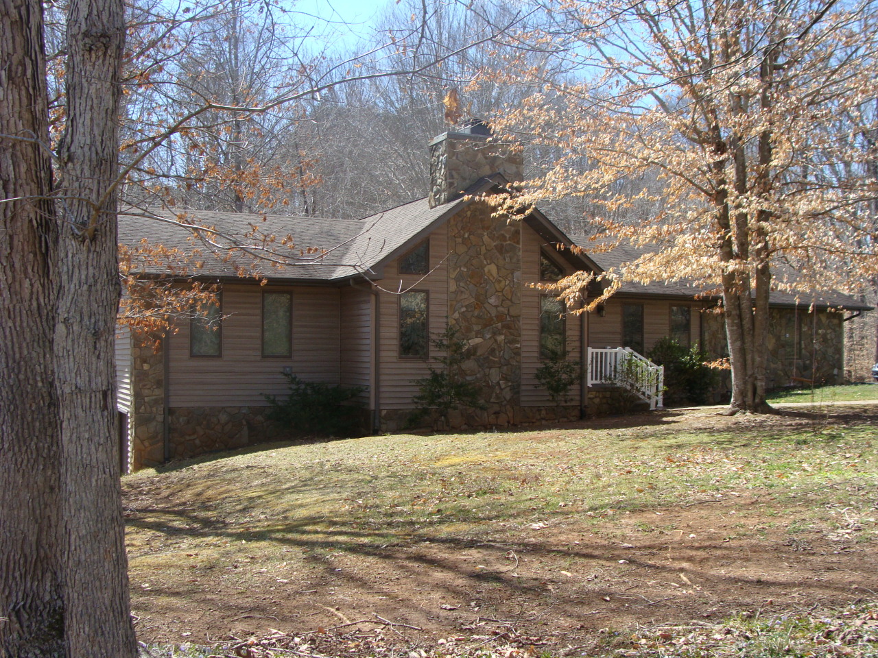 2677 White House Road Moneta, VA 24121 - Photo 1 of 30 Front View