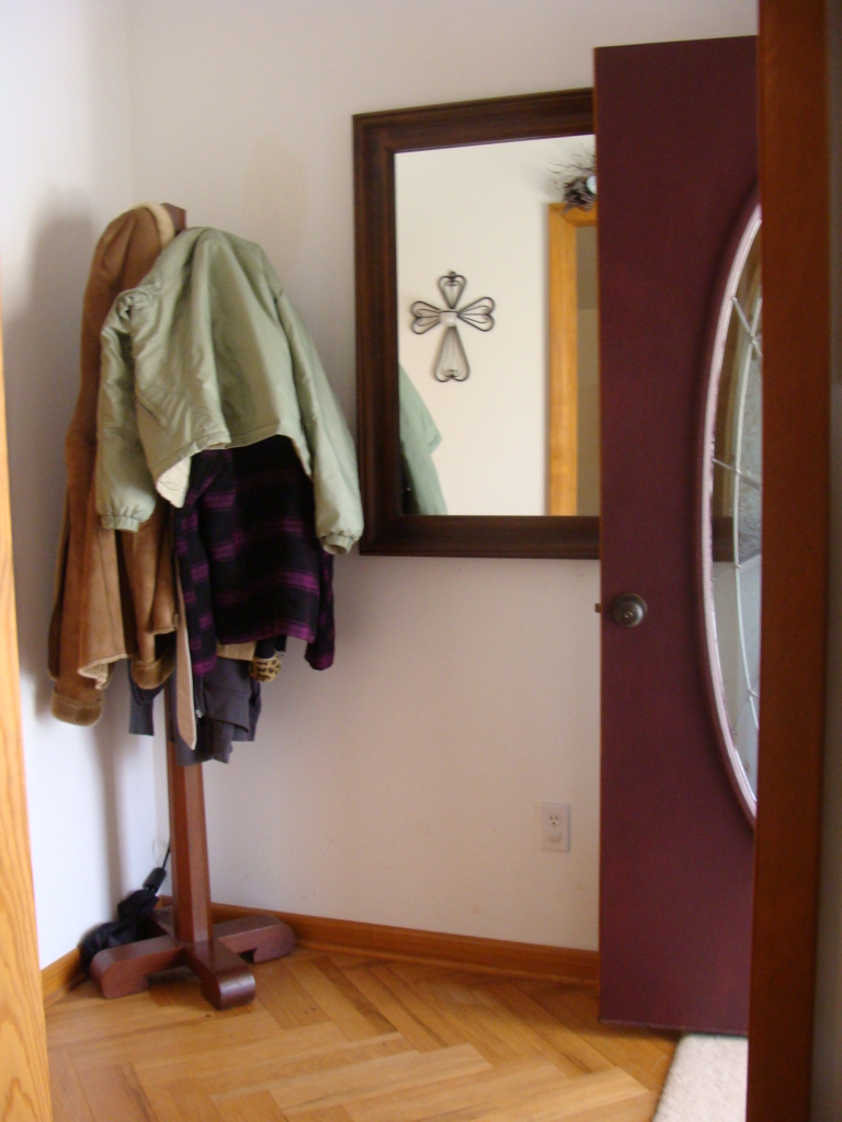2677 White House Road Moneta, VA 24121 - Photo 5 of 30 Foyer