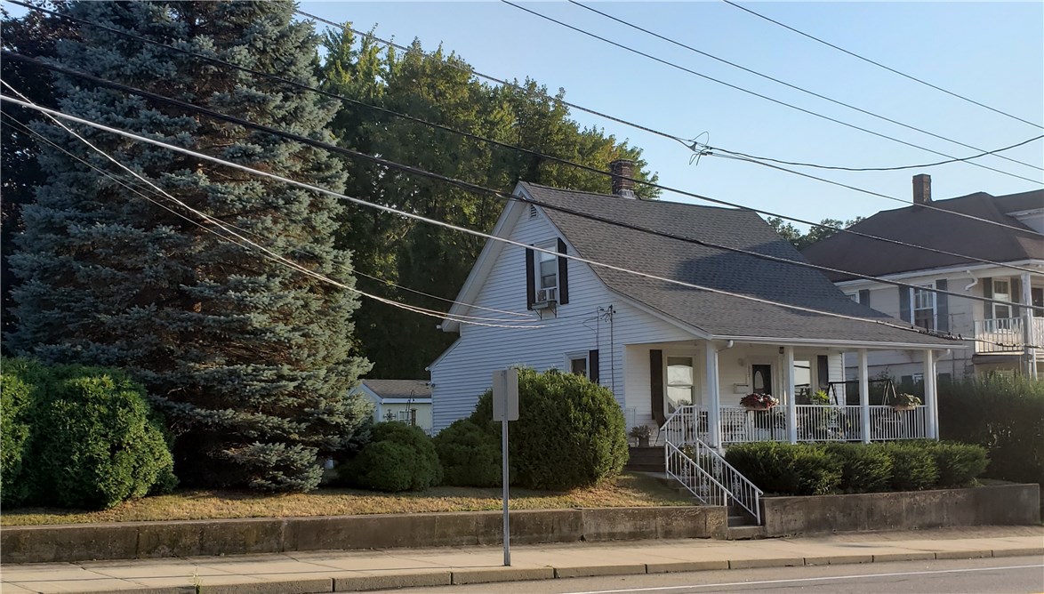 1021 Diamond Hill Road Woonsocket, RI 02895 - Photo 2 of 28