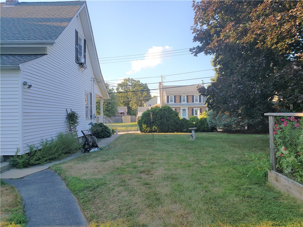 1021 Diamond Hill Road Woonsocket, RI 02895 - Photo 23 of 28