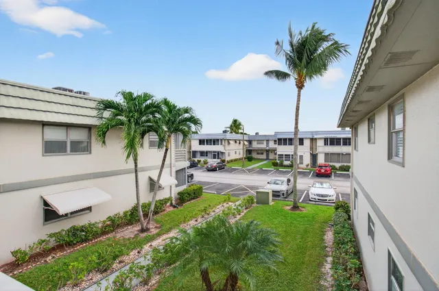 $210,000 | 185 Brittany Terrace, Delray Beach, FL 33446