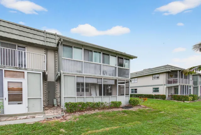 $210,000 | 185 Brittany Terrace, Delray Beach, FL 33446