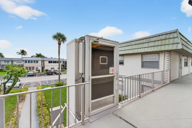 $210,000 | 185 Brittany Terrace, Delray Beach, FL 33446