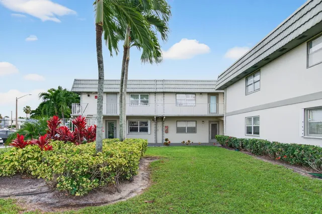 $210,000 | 185 Brittany Terrace, Delray Beach, FL 33446