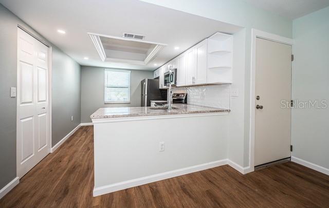 416 Meadow Lane, Unit 416 Oldsmar, FL 34677 - Photo 5 of 48