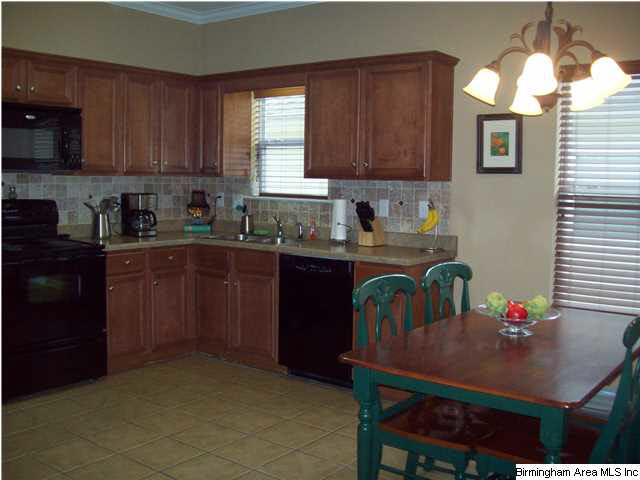 183 Highview Cove Pelham, AL 35124 - Photo 5 of 24