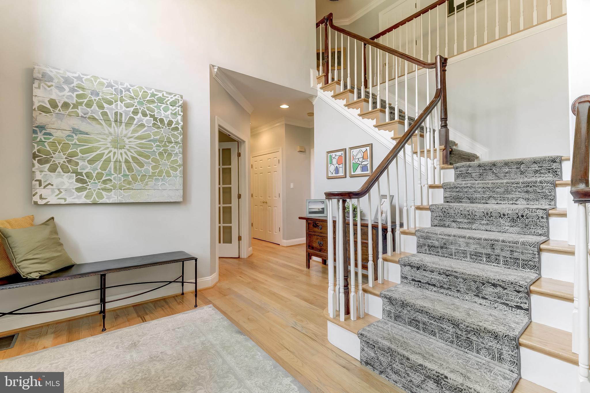 703 Malvern Avenue Towson, MD 21204 - Photo 2 of 45 Foyer