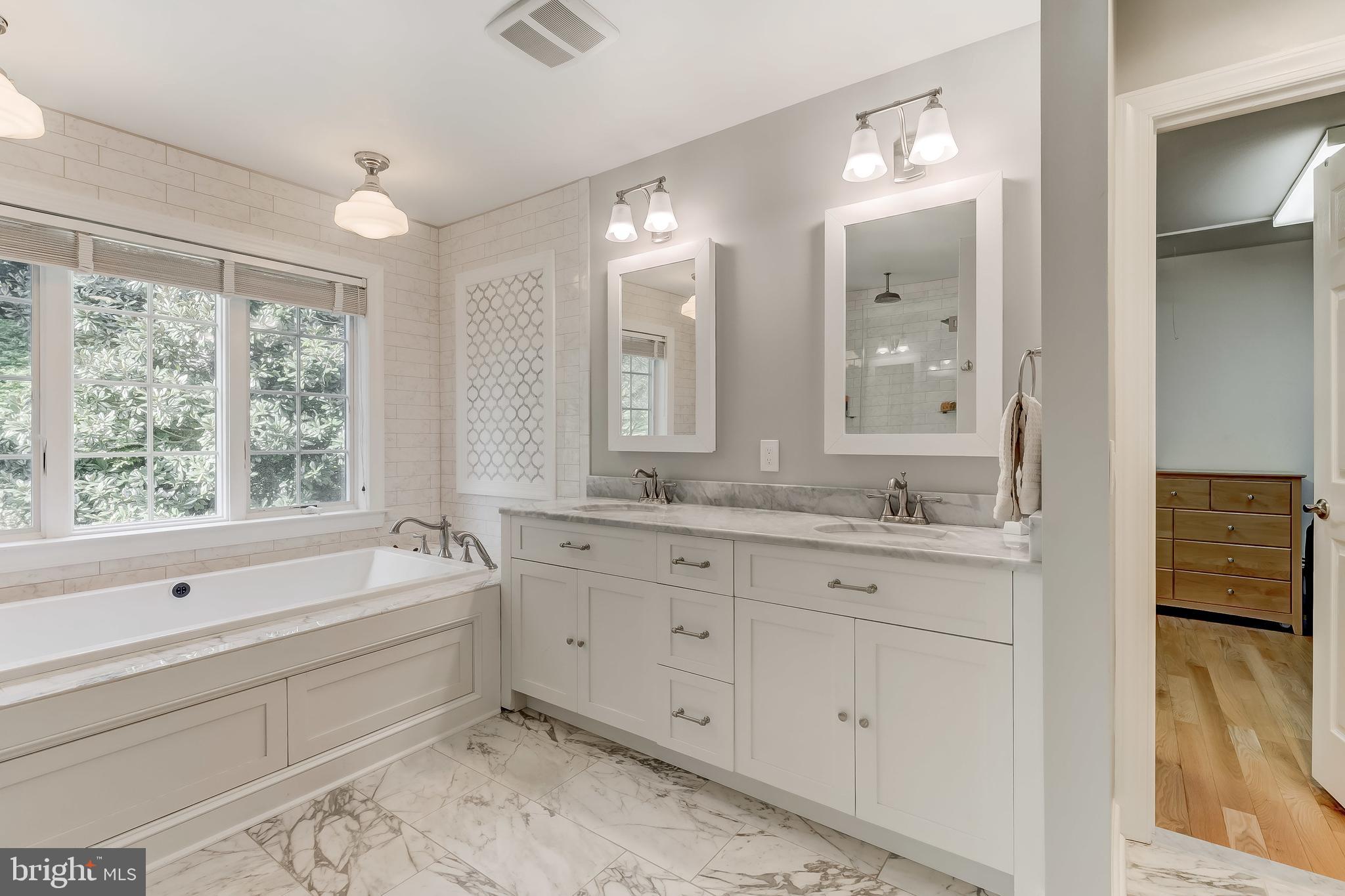 703 Malvern Avenue Towson, MD 21204 - Photo 21 of 45 Primary Bath