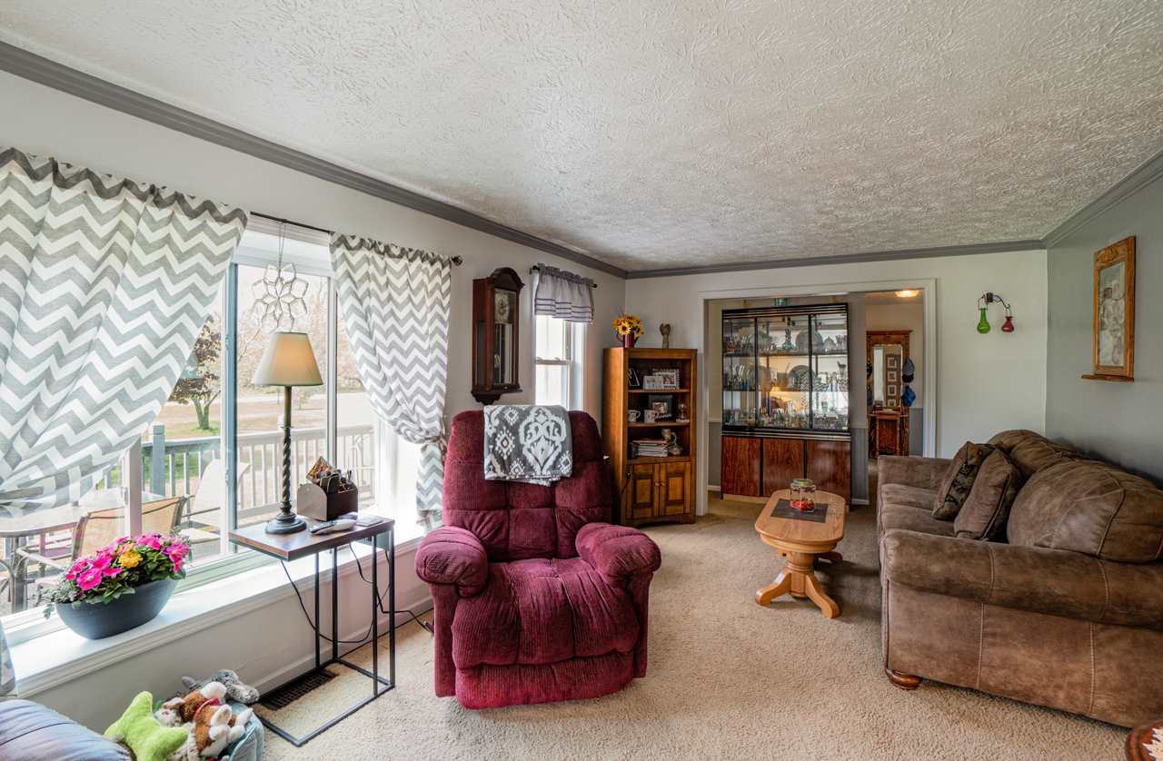 9518 Old State Road Fairgrove, MI 48733 - Photo 9 of 38
