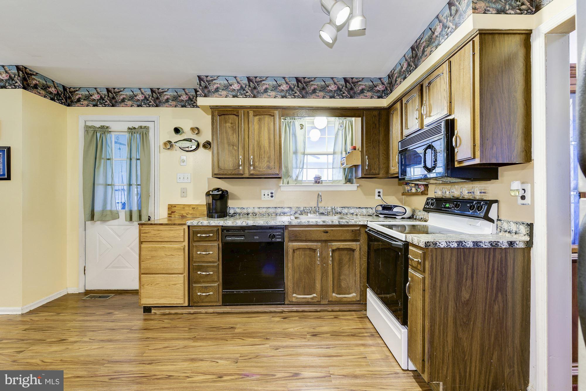 5 Longhurst Road Marlton, NJ 08053 - Photo 13 of 32 Kitchen