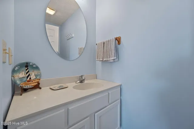 $1,495,000 | 701 South Shore Drive, Surf City, NC 28445