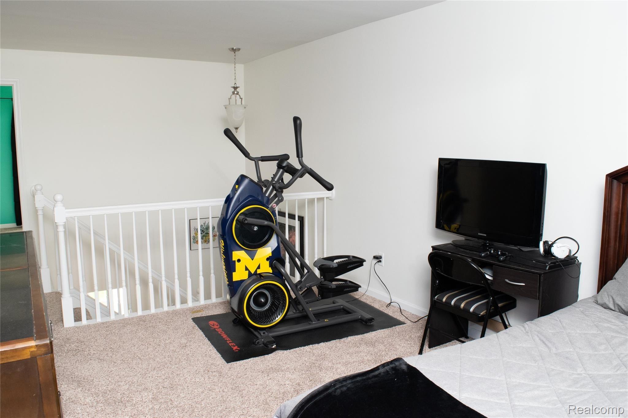 47035 Gloede Road Macomb, MI 48044 - Photo 13 of 22 DSC_0150.jpg