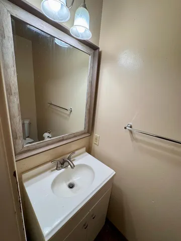 $228,000 | 4815 North Winery Circle, Fresno, CA 93726