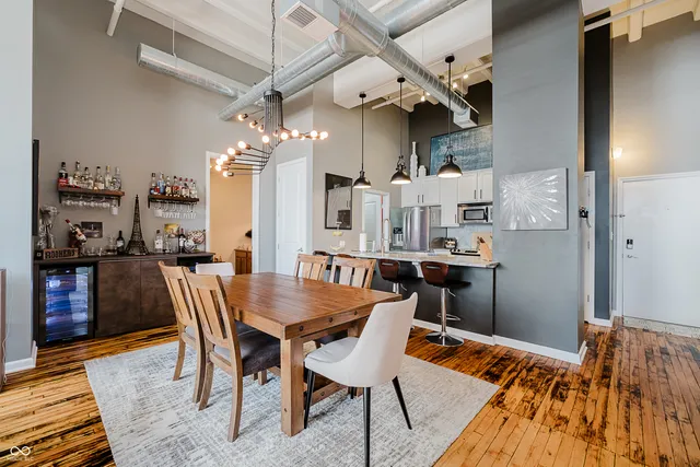 $495,000 | 624 East Walnut Street, Unit 26, Indianapolis, IN 46204