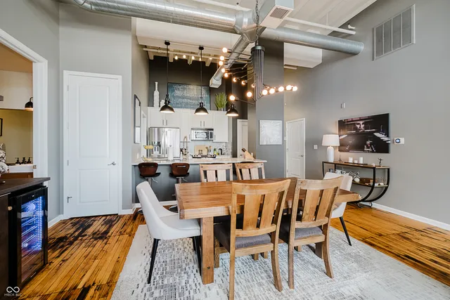 $495,000 | 624 East Walnut Street, Unit 26, Indianapolis, IN 46204