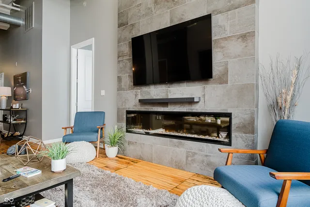 $495,000 | 624 East Walnut Street, Unit 26, Indianapolis, IN 46204