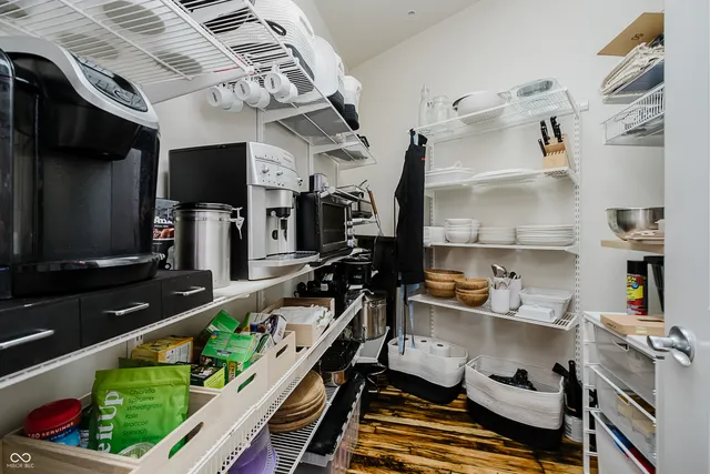 $495,000 | 624 East Walnut Street, Unit 26, Indianapolis, IN 46204