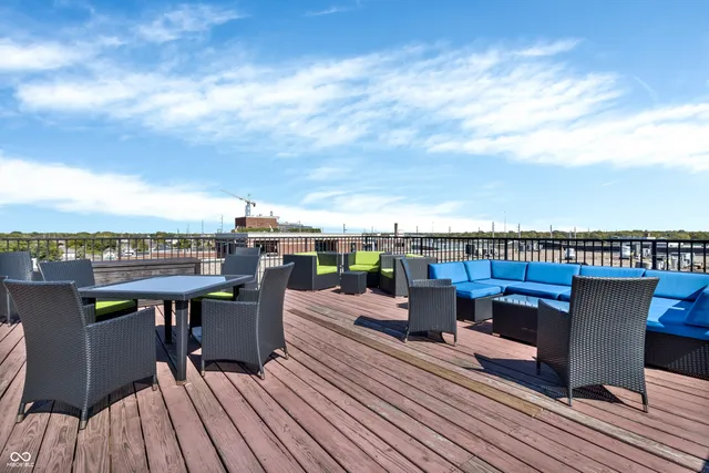 $495,000 | 624 East Walnut Street, Unit 26, Indianapolis, IN 46204