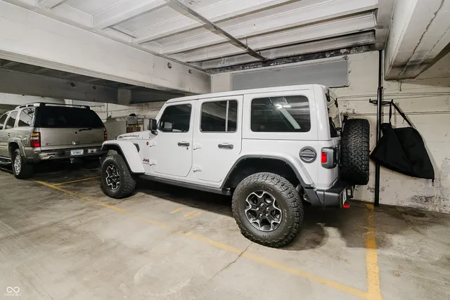 $495,000 | 624 East Walnut Street, Unit 26, Indianapolis, IN 46204