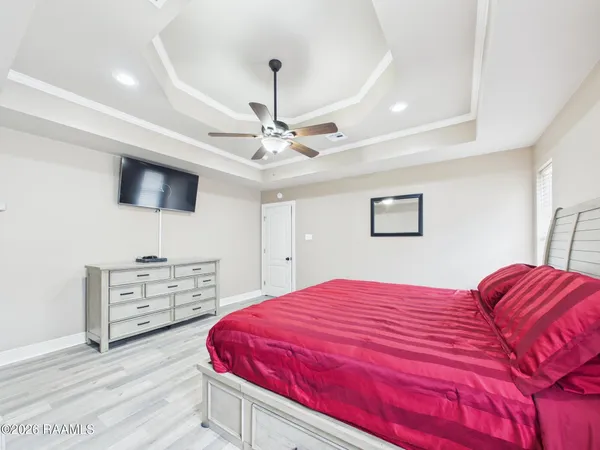 $2,400 | 430 Planters Row, Lafayette, LA 70508