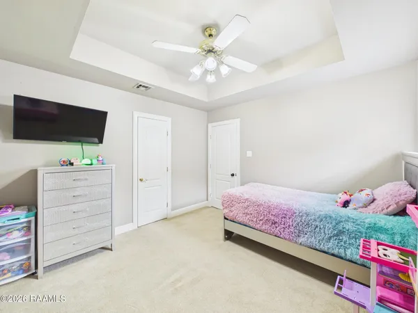 $2,400 | 430 Planters Row, Lafayette, LA 70508