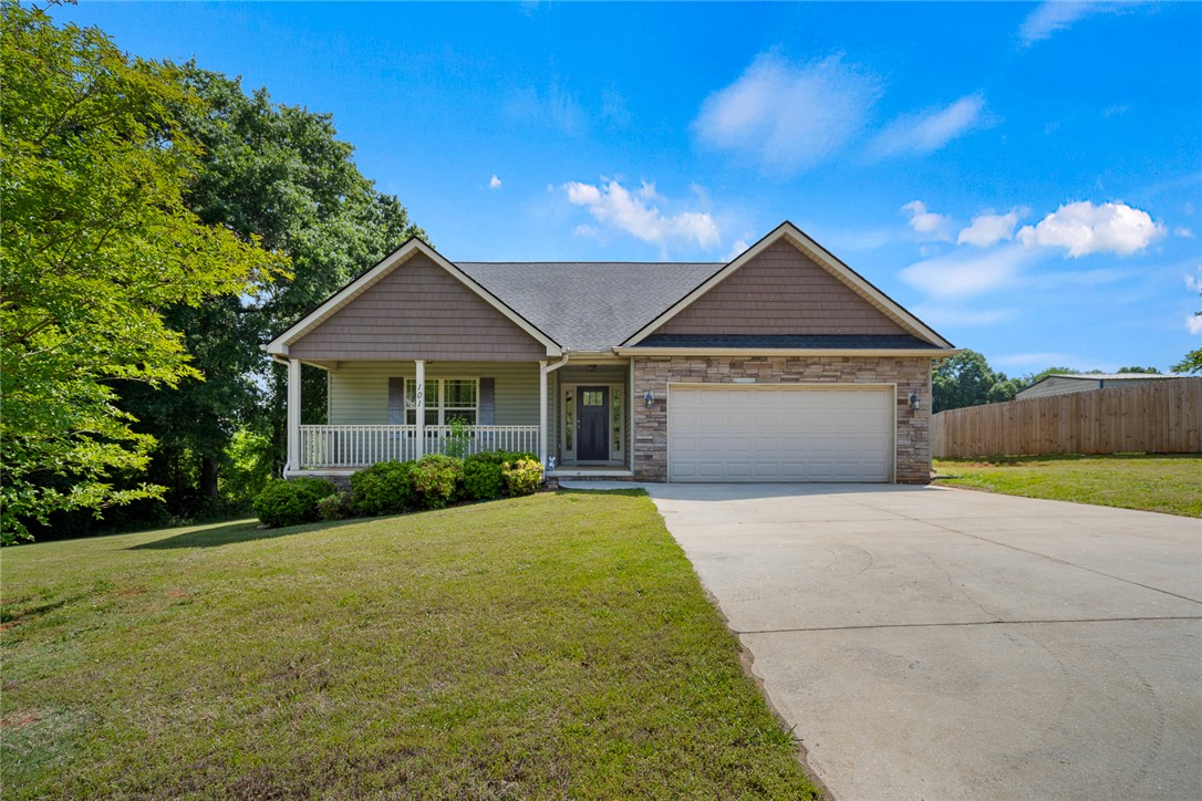101 Hurst Avenue Anderson, SC 29625 - Photo 9 of 41