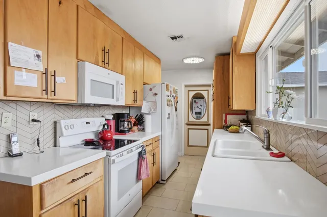 $1,300,000 | 1740 Colorado Avenue, Turlock, CA 95382