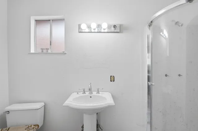 $1,300,000 | 1740 Colorado Avenue, Turlock, CA 95382