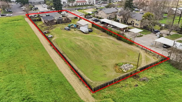 $1,300,000 | 1740 Colorado Avenue, Turlock, CA 95382