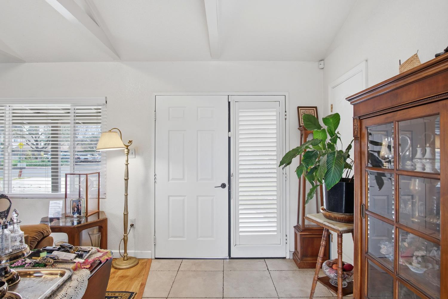1740 Colorado Avenue Turlock, CA 95382 - Photo 6 of 37 a view of entryway with wooden floor
