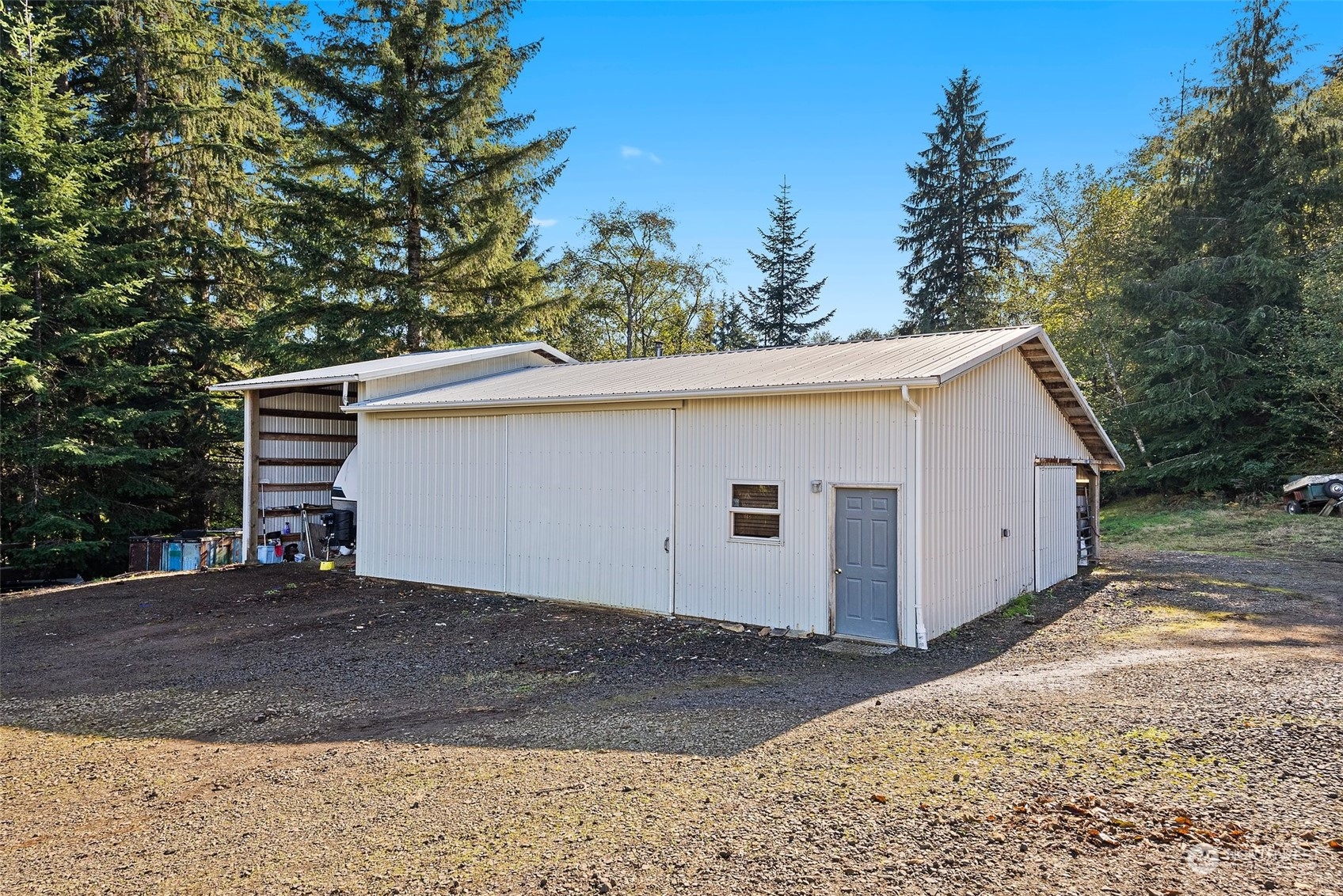 109 Richter Road Raymond, WA 98577 - Photo 3 of 31 Gallery Image 3