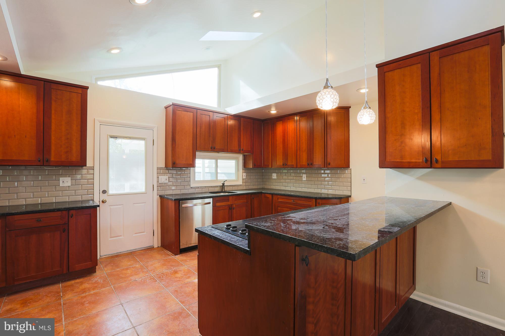7704 Eden Roc Way Baltimore, MD 21208 - Photo 14 of 49 Gallery Image 14